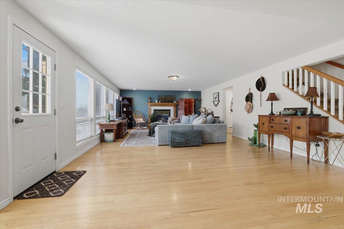 5150 N Watersedge Ave., Boise, Idaho 83714, 4 Bedrooms, 3 Bathrooms, Residential For Sale, Price $709,900,MLS 98971575