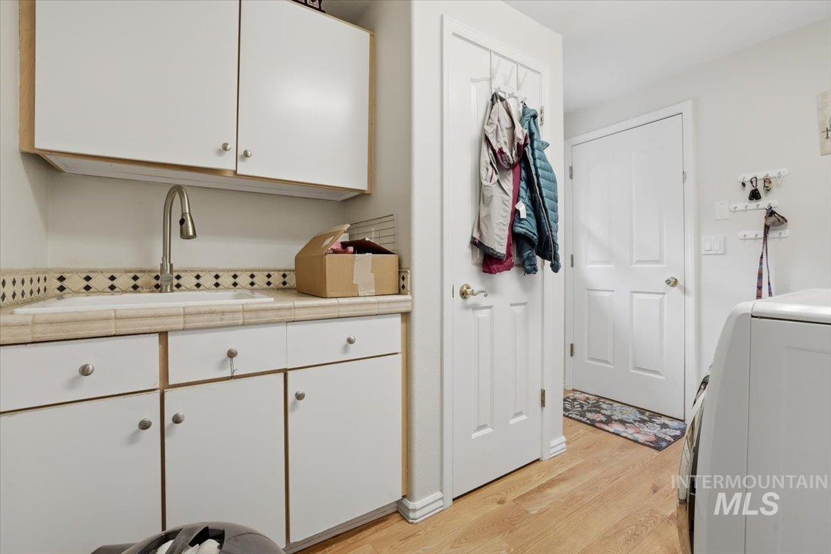 5150 N Watersedge Ave., Boise, Idaho 83714, 4 Bedrooms, 3 Bathrooms, Residential For Sale, Price $709,900,MLS 98971575