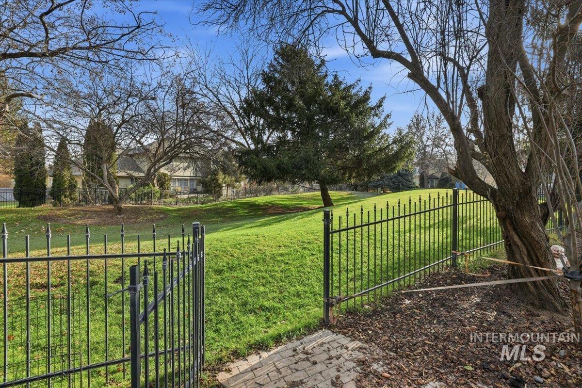 5150 N Watersedge Ave., Boise, Idaho 83714, 4 Bedrooms, 3 Bathrooms, Residential For Sale, Price $709,900,MLS 98971575