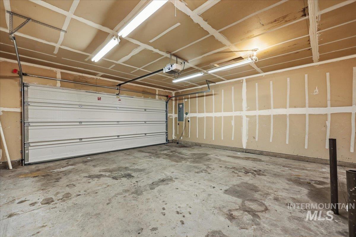 703 Prince Ave, Wilder, Idaho 83676, 3 Bedrooms, 2 Bathrooms, Residential For Sale, Price $340,000,MLS 98971579