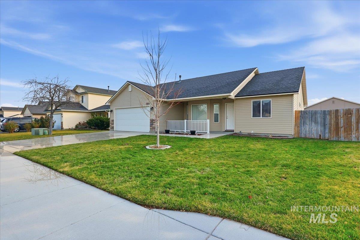 703 Prince Ave, Wilder, Idaho 83676, 3 Bedrooms, 2 Bathrooms, Residential For Sale, Price $340,000,MLS 98971579