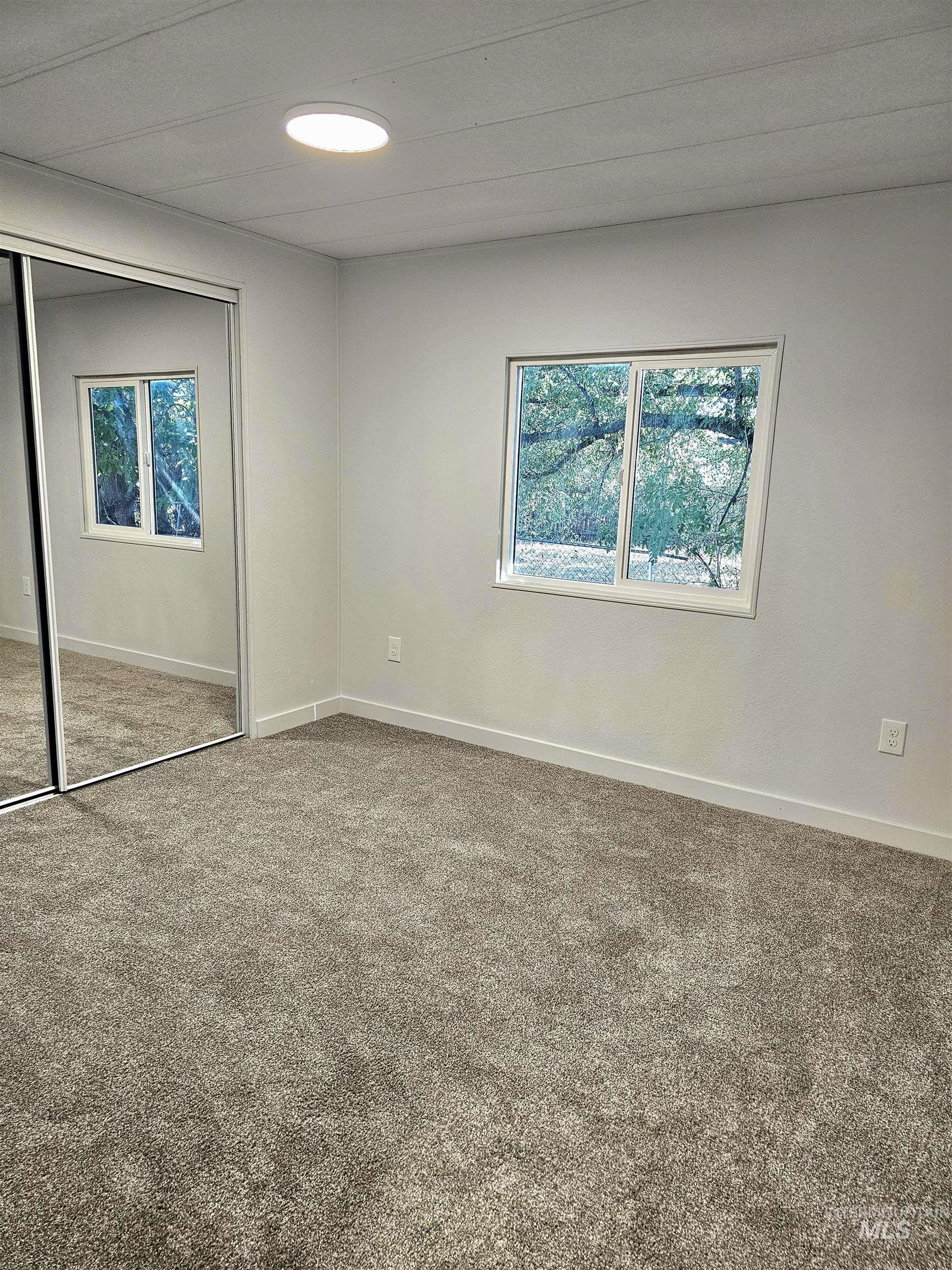 309 E 39th Street, Garden City, Idaho 83714, 2 Bedrooms, 1 Bathroom, Residential For Sale, Price $65,000,MLS 98971582