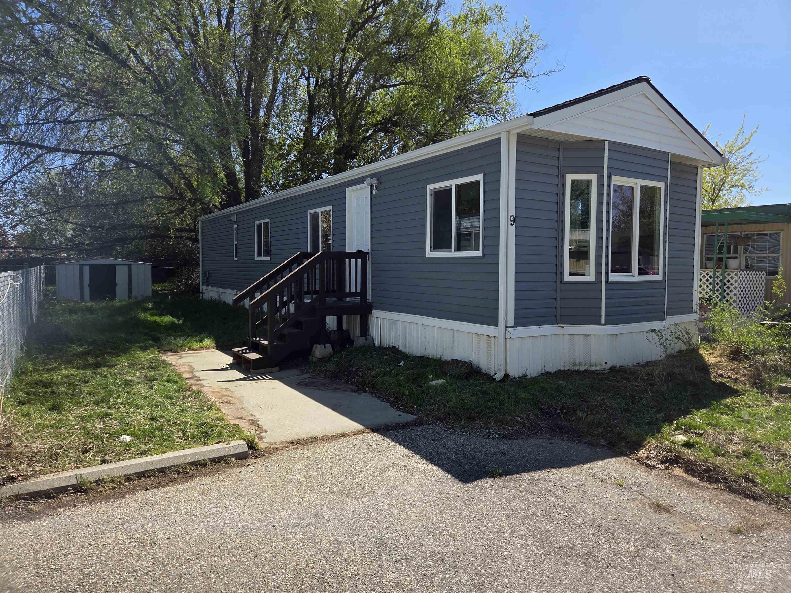 309 E 39th Street, Garden City, Idaho 83714, 2 Bedrooms, 1 Bathroom, Residential For Sale, Price $65,000,MLS 98971582