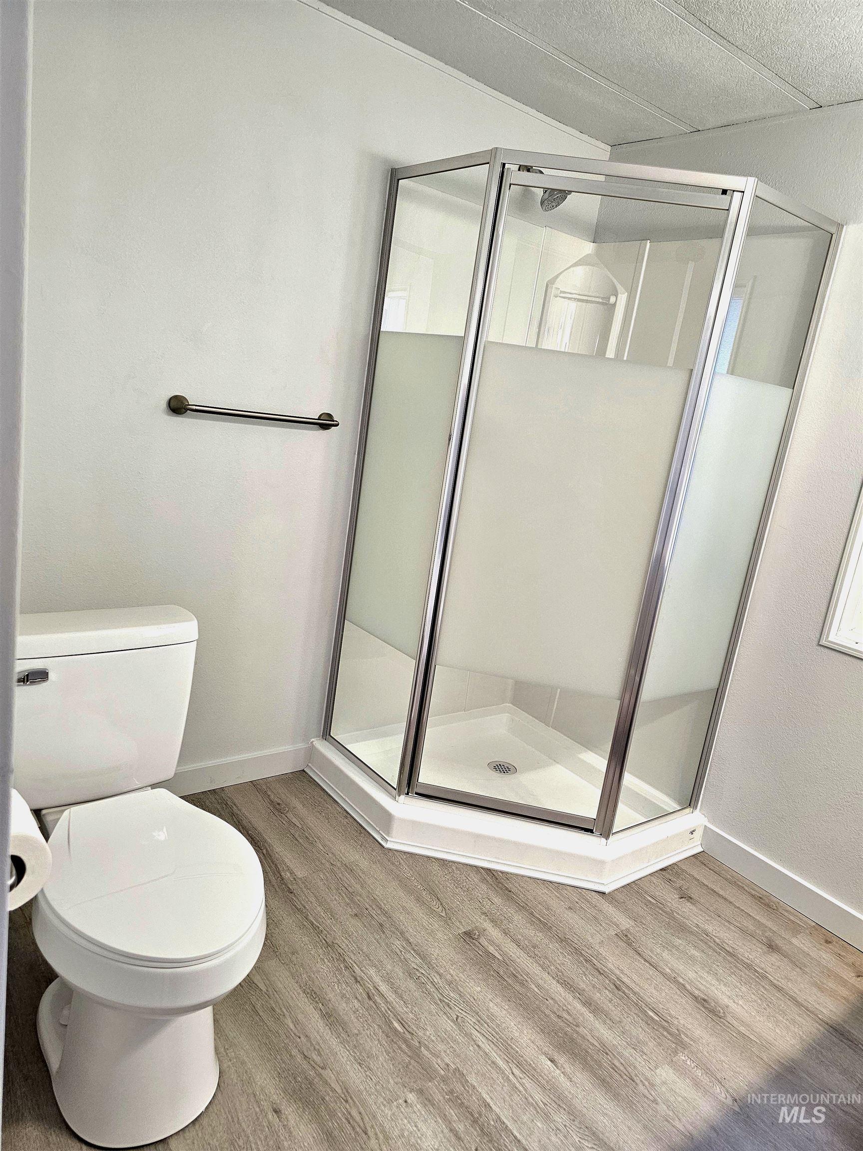 309 E 39th Street, Garden City, Idaho 83714, 2 Bedrooms, 1 Bathroom, Residential For Sale, Price $65,000,MLS 98971582