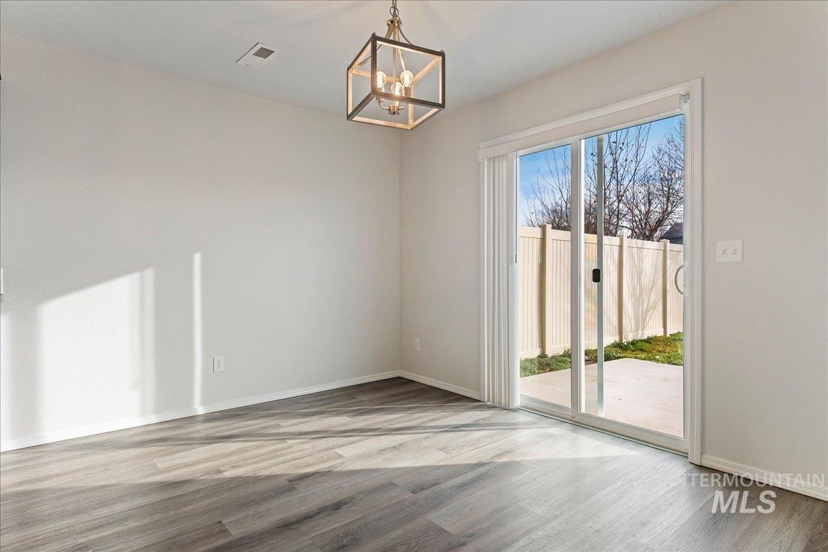 961 W Apple Pine St, Meridian, Idaho 83646-6058, 3 Bedrooms, 2.5 Bathrooms, Residential For Sale, Price $384,990,MLS 98971583