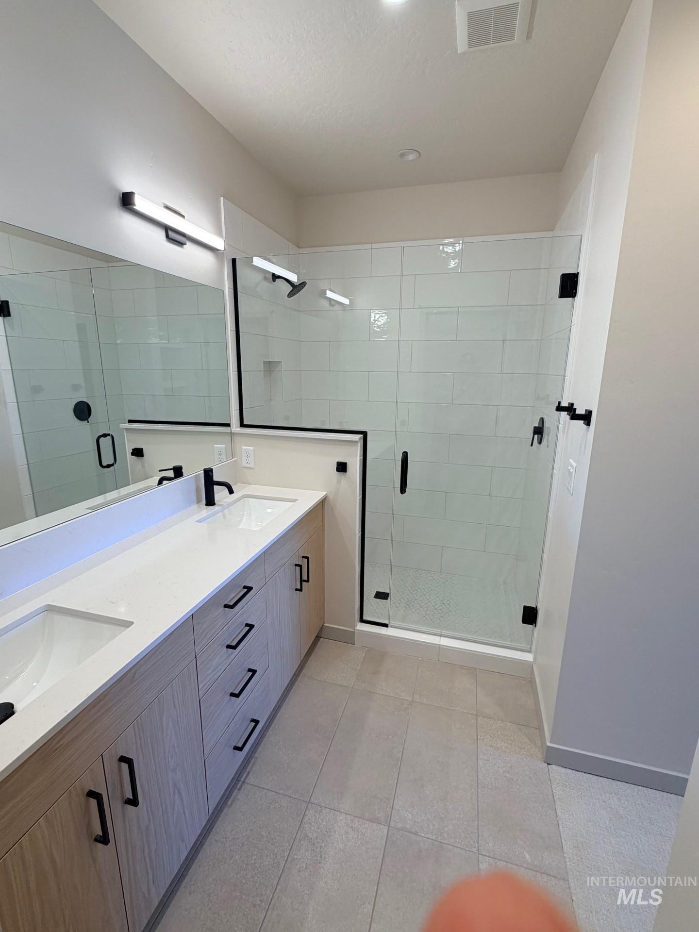 10157 W Southerland Dr, Boise, Idaho 83709, 3 Bedrooms, 2.5 Bathrooms, Residential For Sale, Price $545,000,MLS 98971584