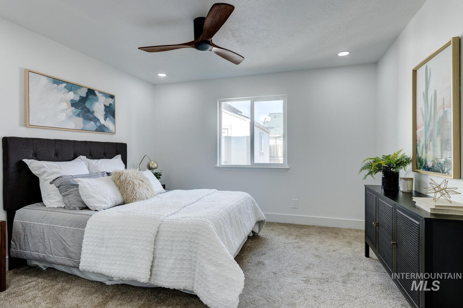 1009 Gold Creek Dr, Caldwell, Idaho 83607, 3 Bedrooms, 2 Bathrooms, Residential For Sale, Price $330,000,MLS 98971586