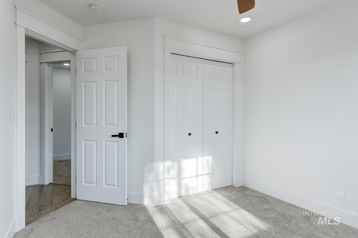 1009 Gold Creek Dr, Caldwell, Idaho 83607, 3 Bedrooms, 2 Bathrooms, Residential For Sale, Price $330,000,MLS 98971586