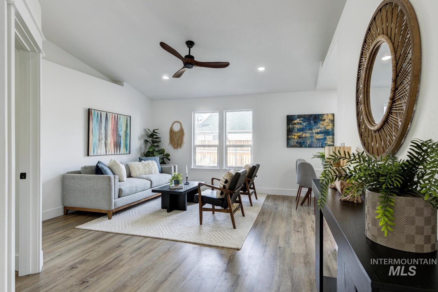 1009 Gold Creek Dr, Caldwell, Idaho 83607, 3 Bedrooms, 2 Bathrooms, Residential For Sale, Price $330,000,MLS 98971586