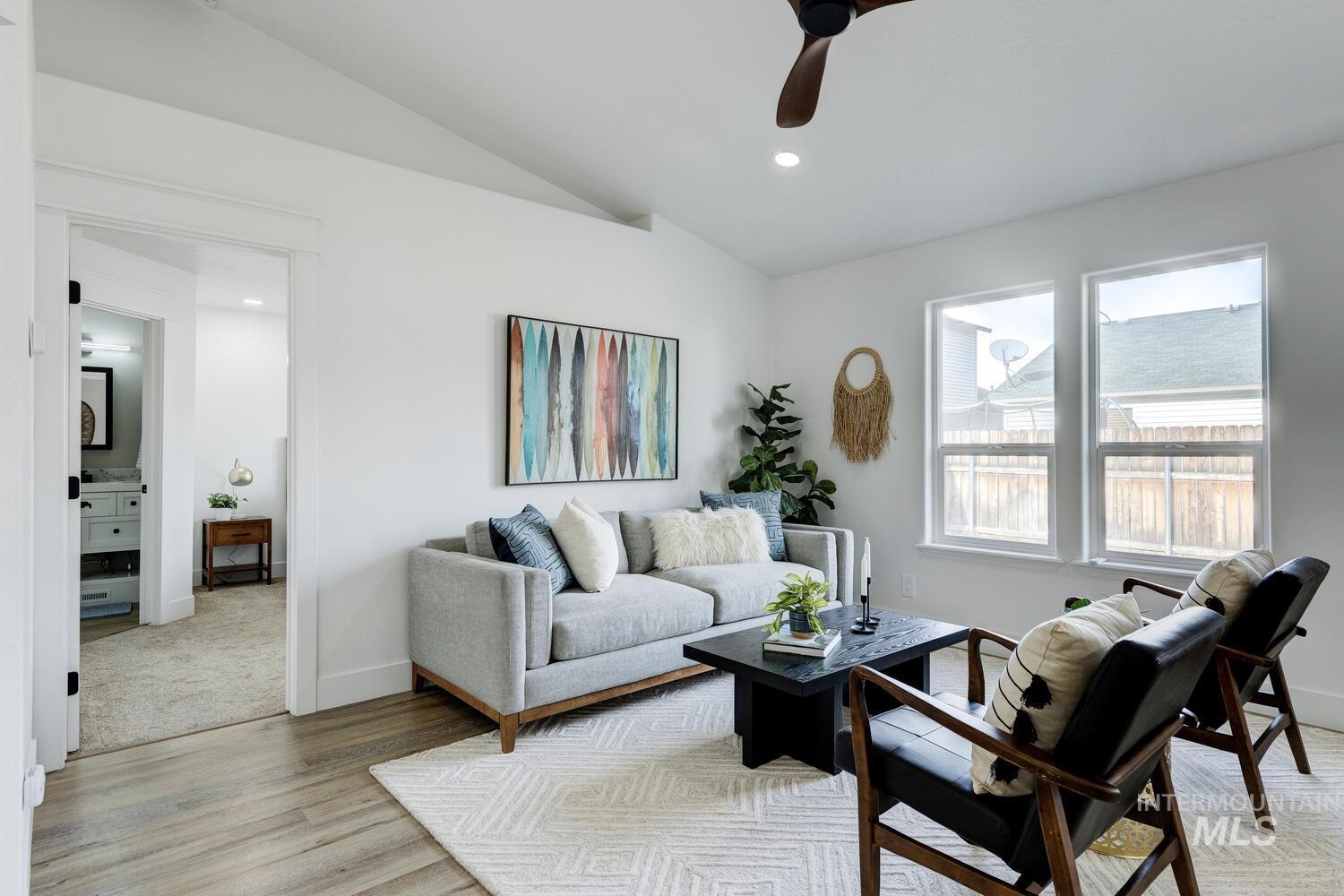 1009 Gold Creek Dr, Caldwell, Idaho 83607, 3 Bedrooms, 2 Bathrooms, Residential For Sale, Price $330,000,MLS 98971586