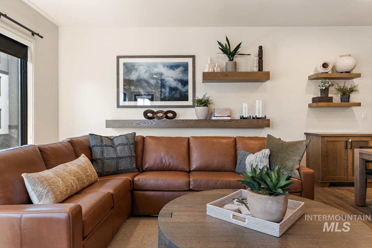 740 Village Drive, Donnelly, Idaho 83615, 1 Bedroom, 1.5 Bathrooms, Residential For Sale, Price $849,000,MLS 98971587