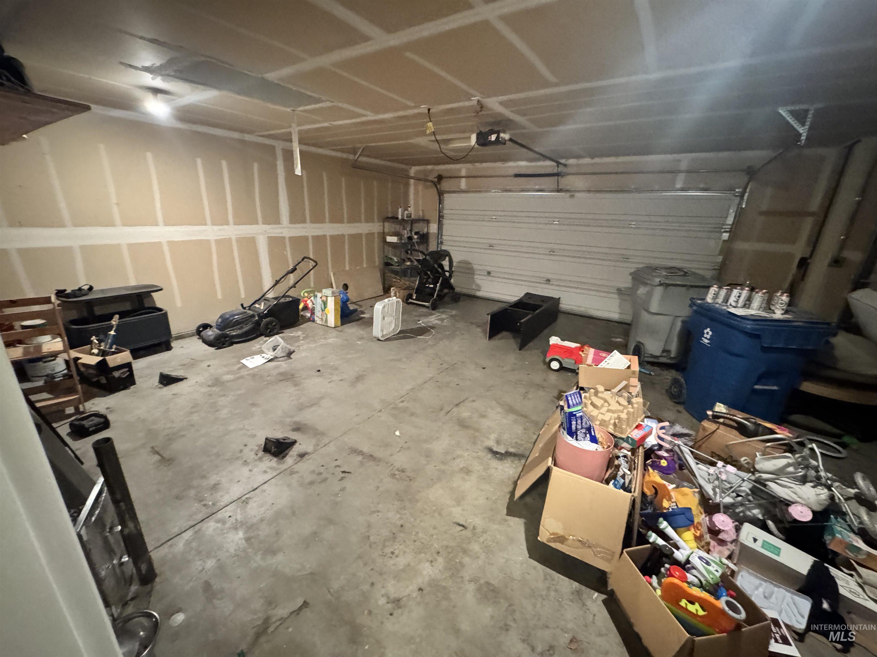 19613 commonwealth ave, Caldwell, Idaho 83605, 4 Bedrooms, 2.5 Bathrooms, Residential For Sale, Price $324,900,MLS 98971588