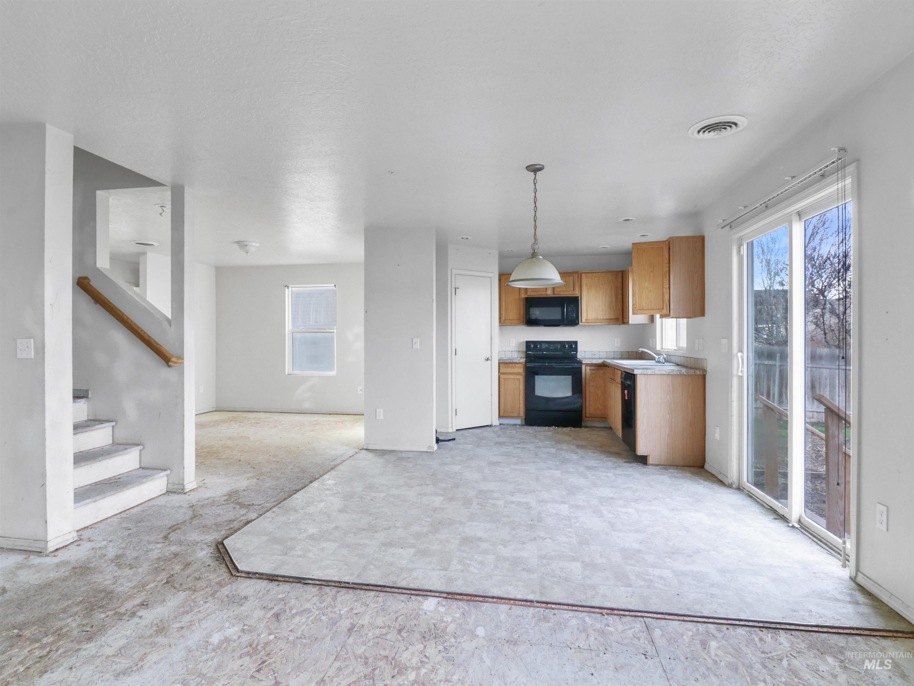 4415 Duke St, Caldwell, Idaho 83607, 3 Bedrooms, 2.5 Bathrooms, Residential For Sale, Price $346,500,MLS 98971590