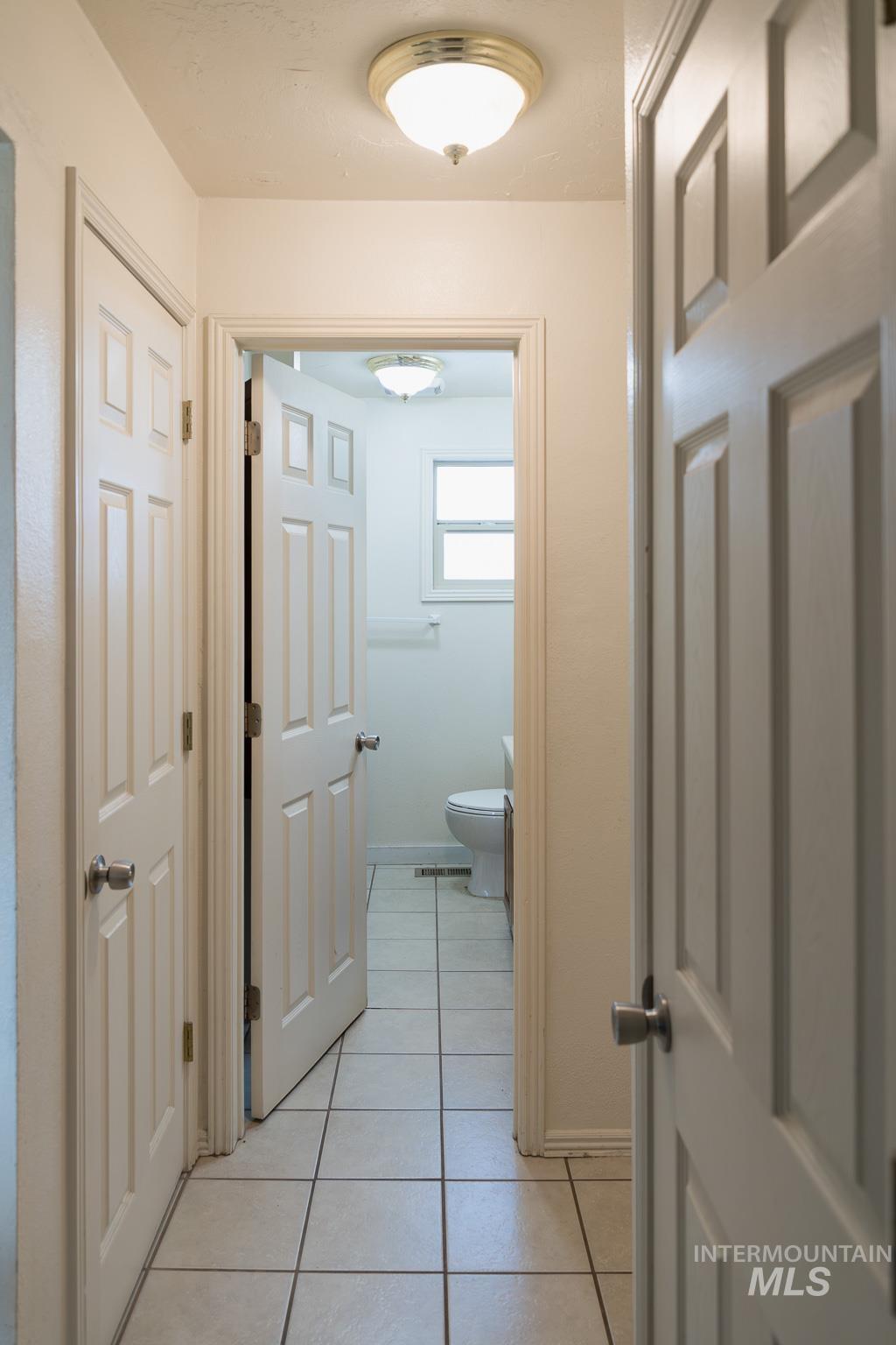 1225 SW 3rd Avenue, Ontario, Oregon 97914, 3 Bedrooms, 2 Bathrooms, Residential For Sale, Price $274,900,MLS 98971591