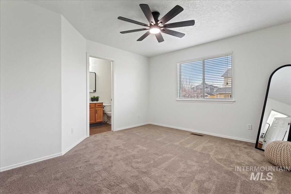 1075 Threave, Kuna, Idaho 83634, 4 Bedrooms, 2 Bathrooms, Residential For Sale, Price $379,900,MLS 98971593