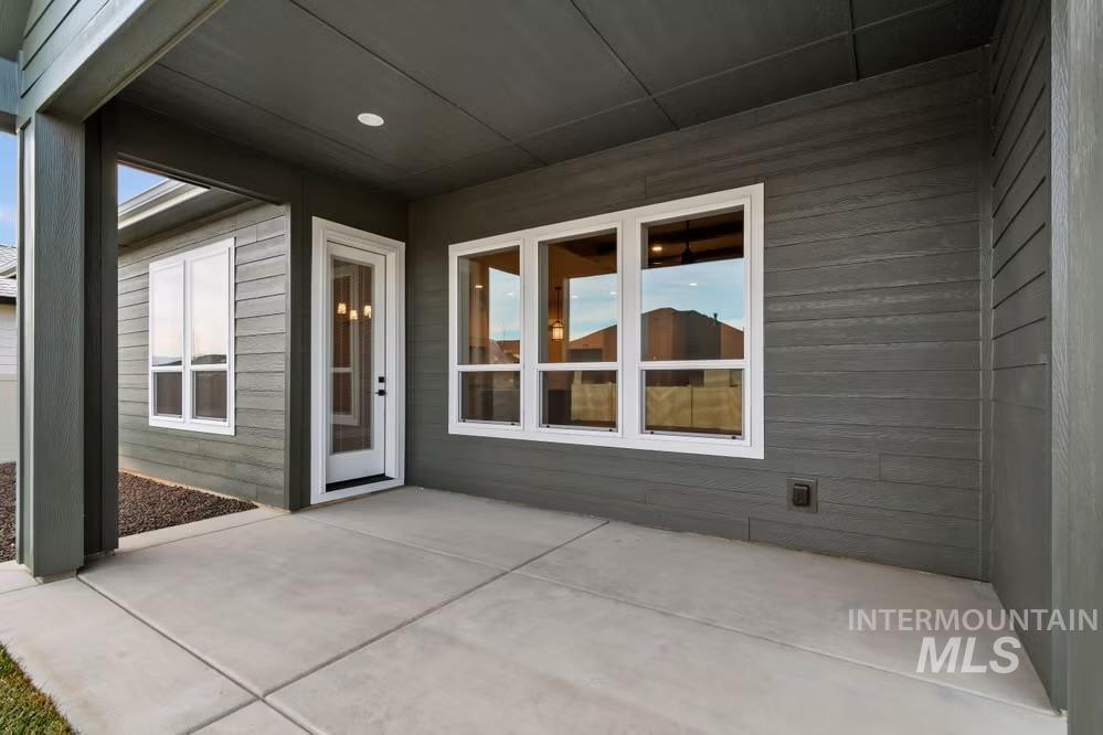 898 W Buroak Dr, Meridian, Idaho 83642, 5 Bedrooms, 3.5 Bathrooms, Residential For Sale, Price $869,880,MLS 98971595