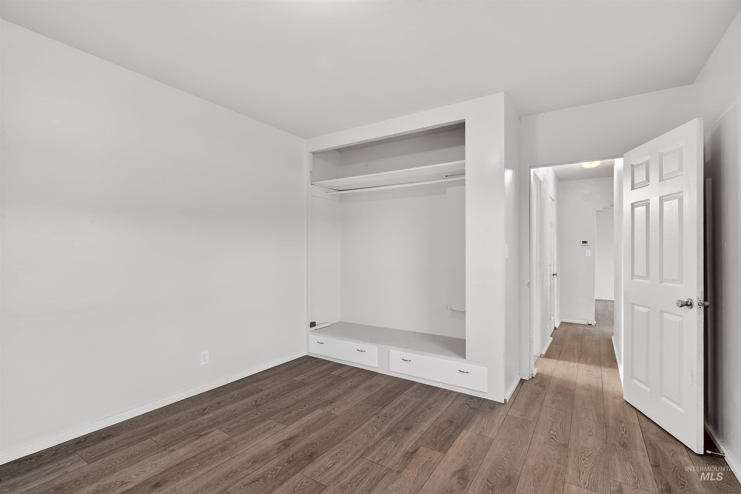 117 Sycamore, Clarkston, Washington 99403, 4 Bedrooms, 1 Bathroom, Residential For Sale, Price $239,900,MLS 98971597