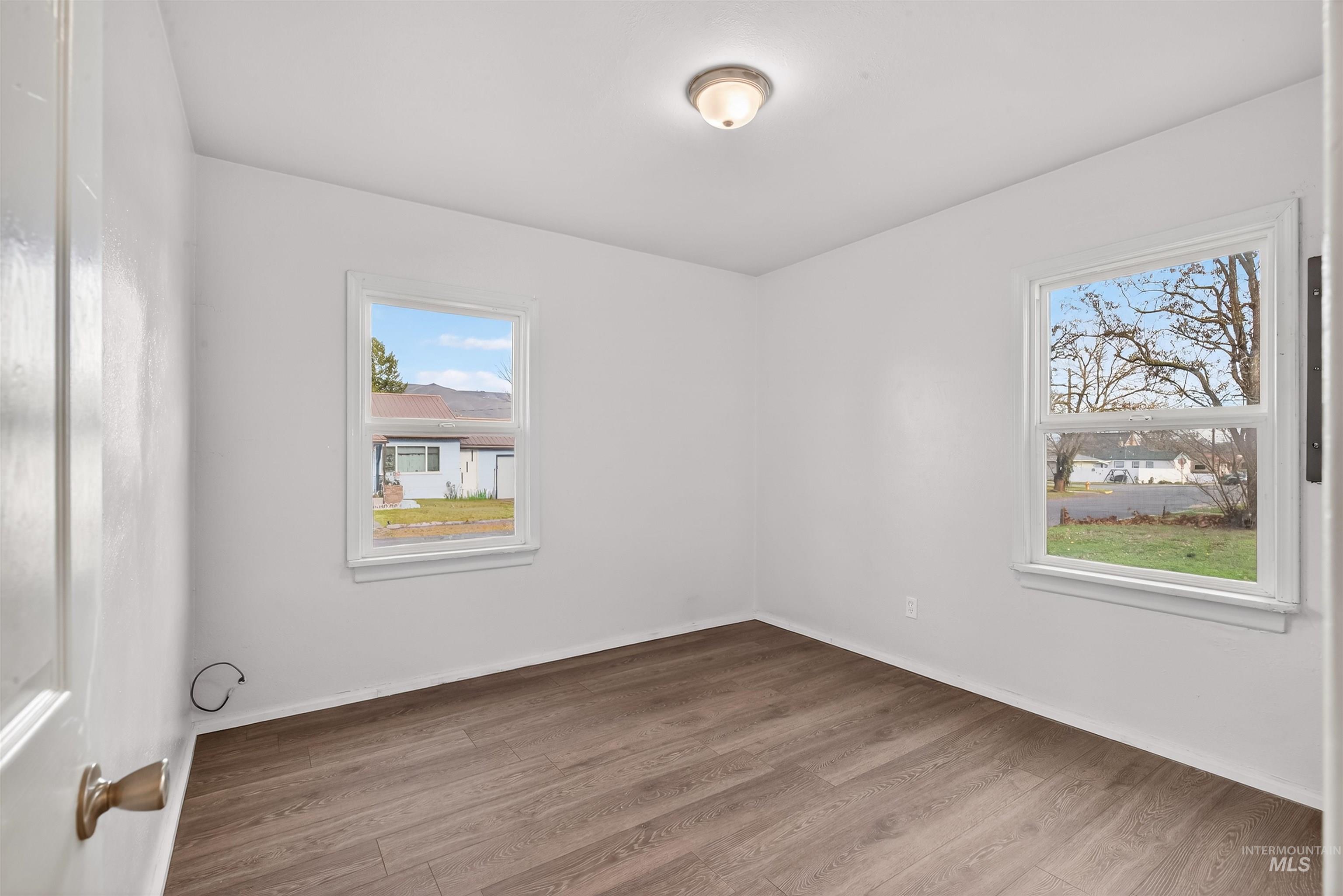 117 Sycamore, Clarkston, Washington 99403, 4 Bedrooms, 1 Bathroom, Residential For Sale, Price $239,900,MLS 98971597