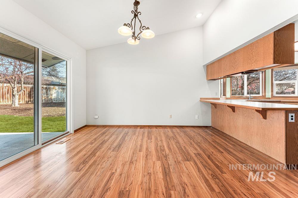 7202 W Mojave Dr, Boise, Idaho 83709, 3 Bedrooms, 2 Bathrooms, Residential For Sale, Price $399,900,MLS 98971601