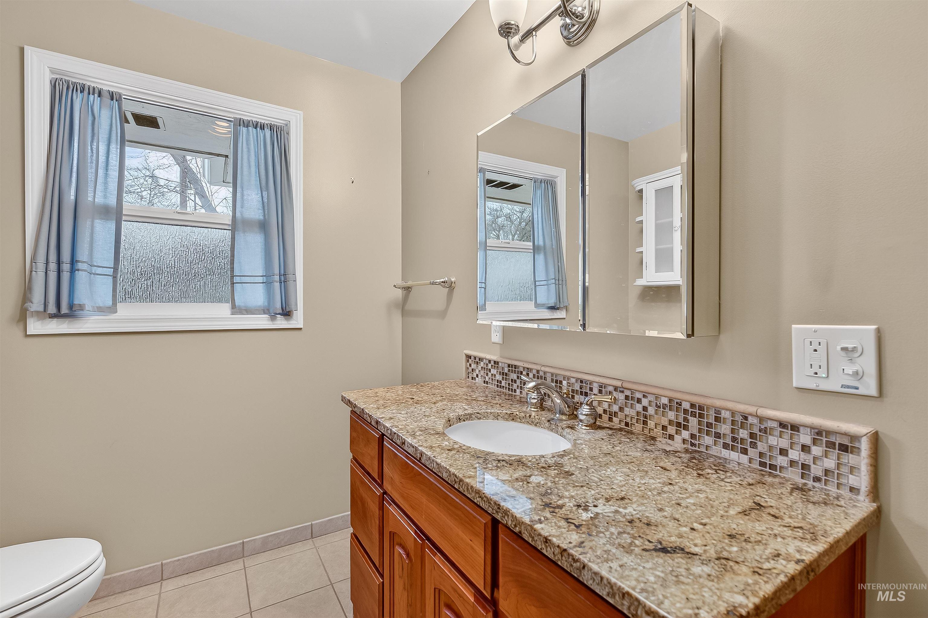 1615 Prospect Avenue, Lewiston, Idaho 83501, 4 Bedrooms, 2.5 Bathrooms, Residential For Sale, Price $435,000,MLS 98971605