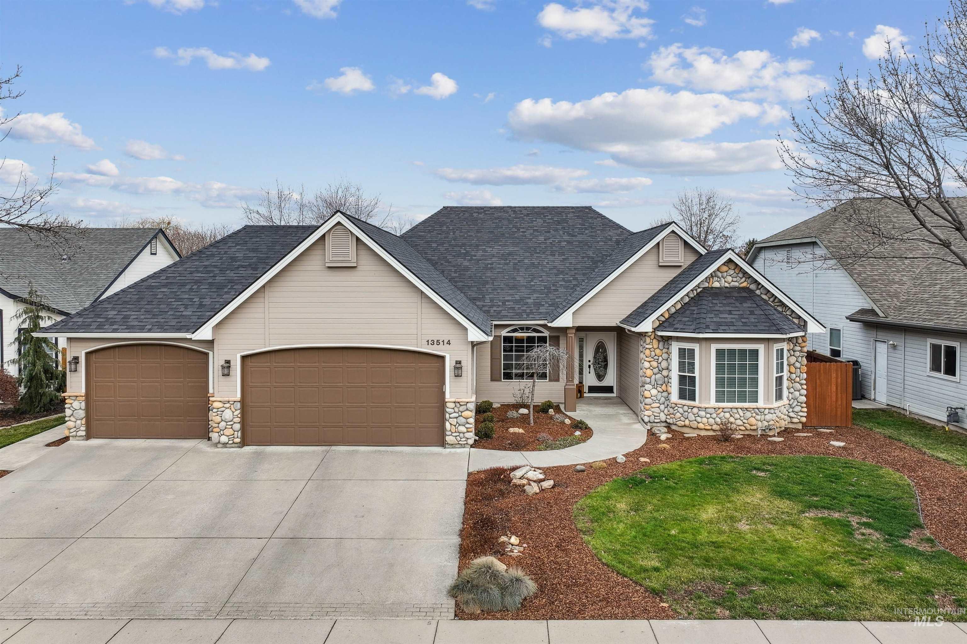 13514 W Waldemar St, Boise, Idaho 83713, 4 Bedrooms, 2 Bathrooms, Residential For Sale, Price $575,000,MLS 98971608