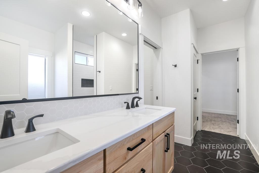 530 Full Moon Way, Twin Falls, Idaho 83301, 3 Bedrooms, 2 Bathrooms, Residential For Sale, Price $490,000,MLS 98971612