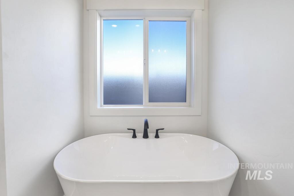 530 Full Moon Way, Twin Falls, Idaho 83301, 3 Bedrooms, 2 Bathrooms, Residential For Sale, Price $490,000,MLS 98971612