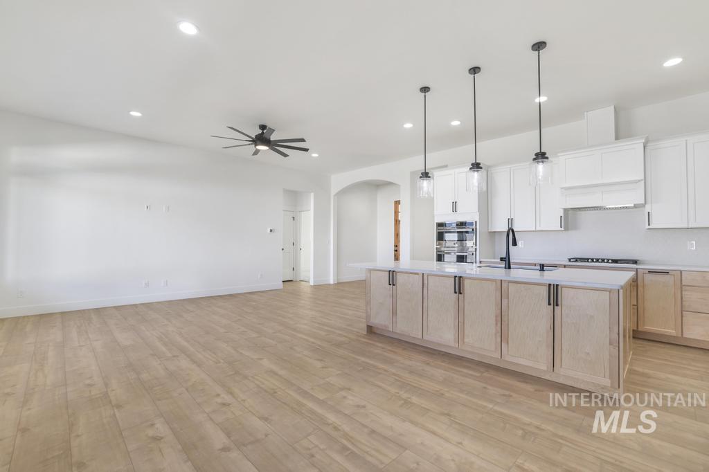 530 Full Moon Way, Twin Falls, Idaho 83301, 3 Bedrooms, 2 Bathrooms, Residential For Sale, Price $490,000,MLS 98971612