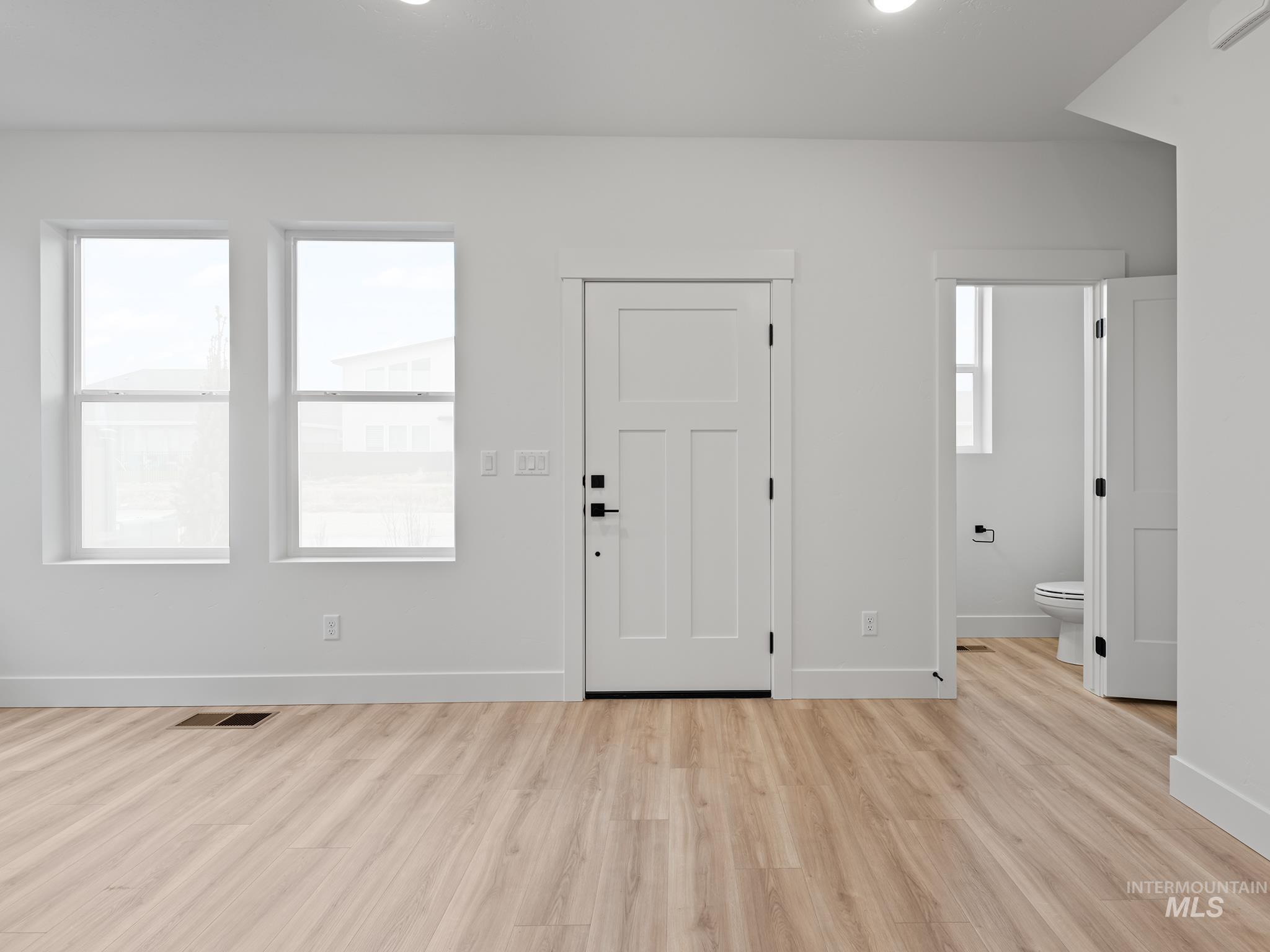 2160 E Deep Purple Ln, Meridian, Idaho 83642, 3 Bedrooms, 2.5 Bathrooms, Residential For Sale, Price $414,900,MLS 98971613