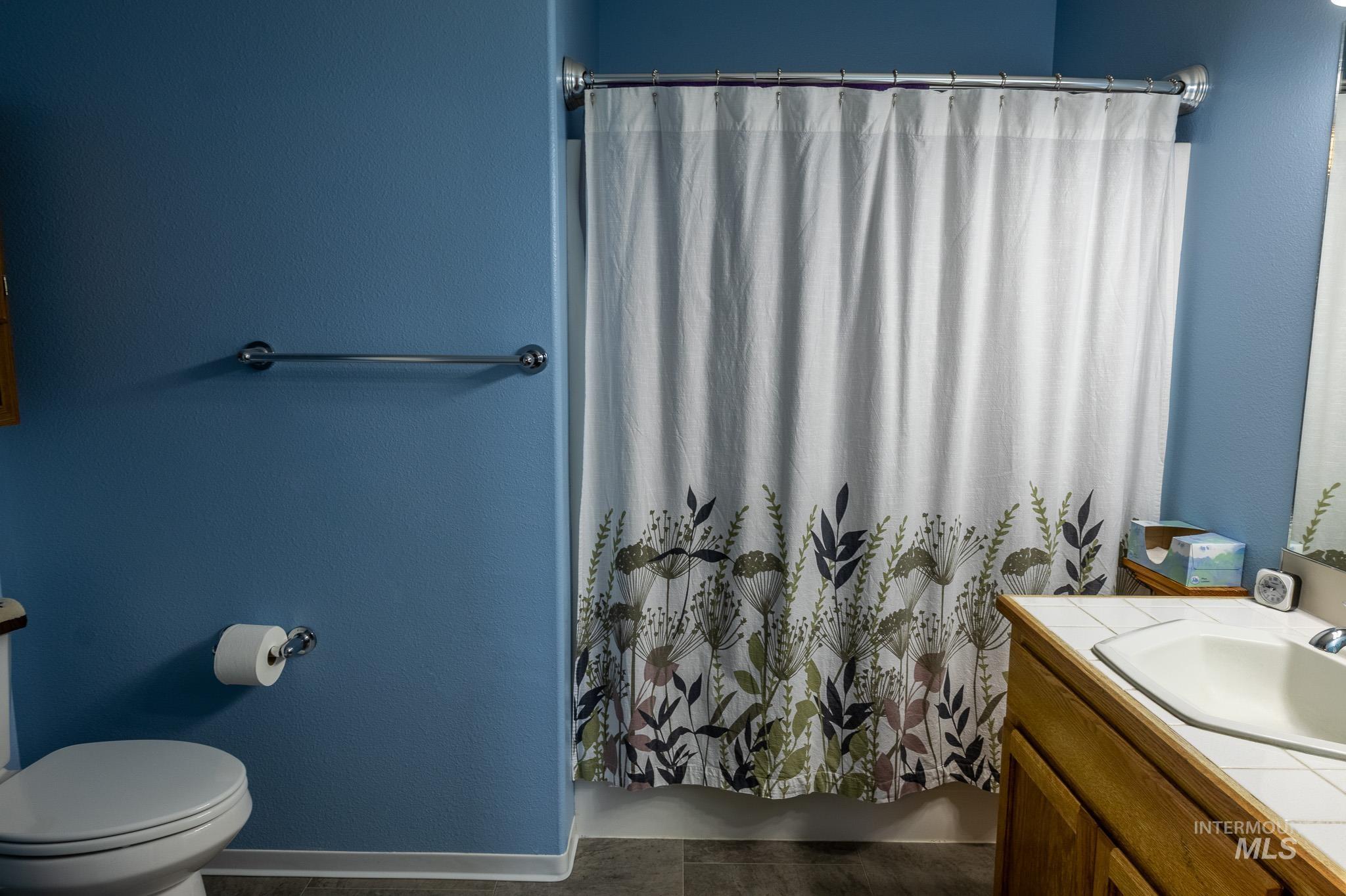 925 Hawthorne Street, Lewiston, Idaho 83501, 2 Bedrooms, 2 Bathrooms, Residential For Sale, Price $345,000,MLS 98971614