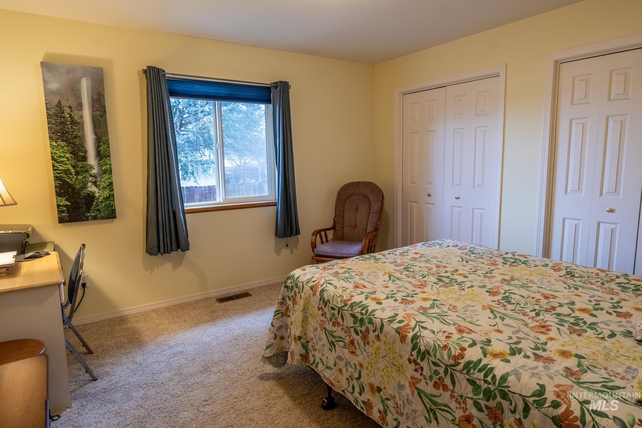 925 Hawthorne Street, Lewiston, Idaho 83501, 2 Bedrooms, 2 Bathrooms, Residential For Sale, Price $345,000,MLS 98971614