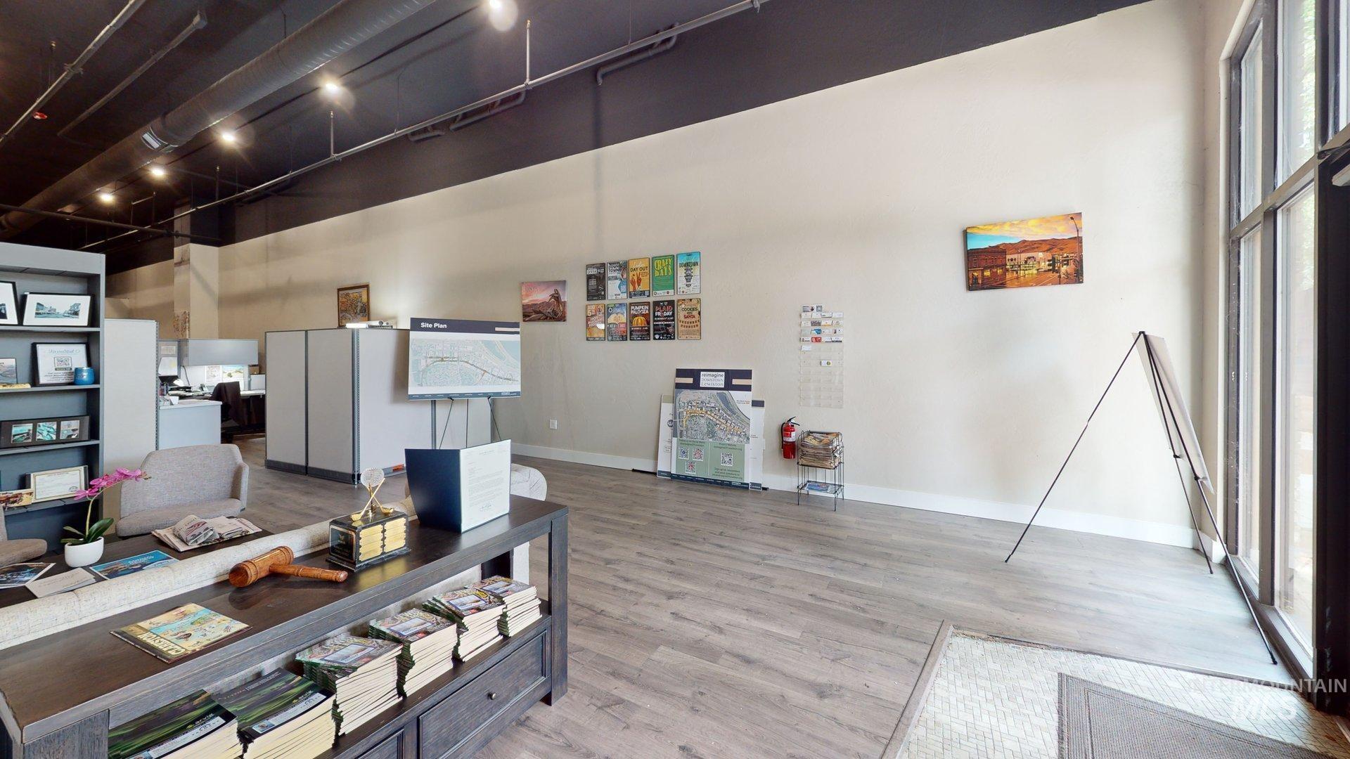 528 Main St., Lewiston, Idaho 83501, Business/Commercial For Sale, Price $21,600,MLS 98971615