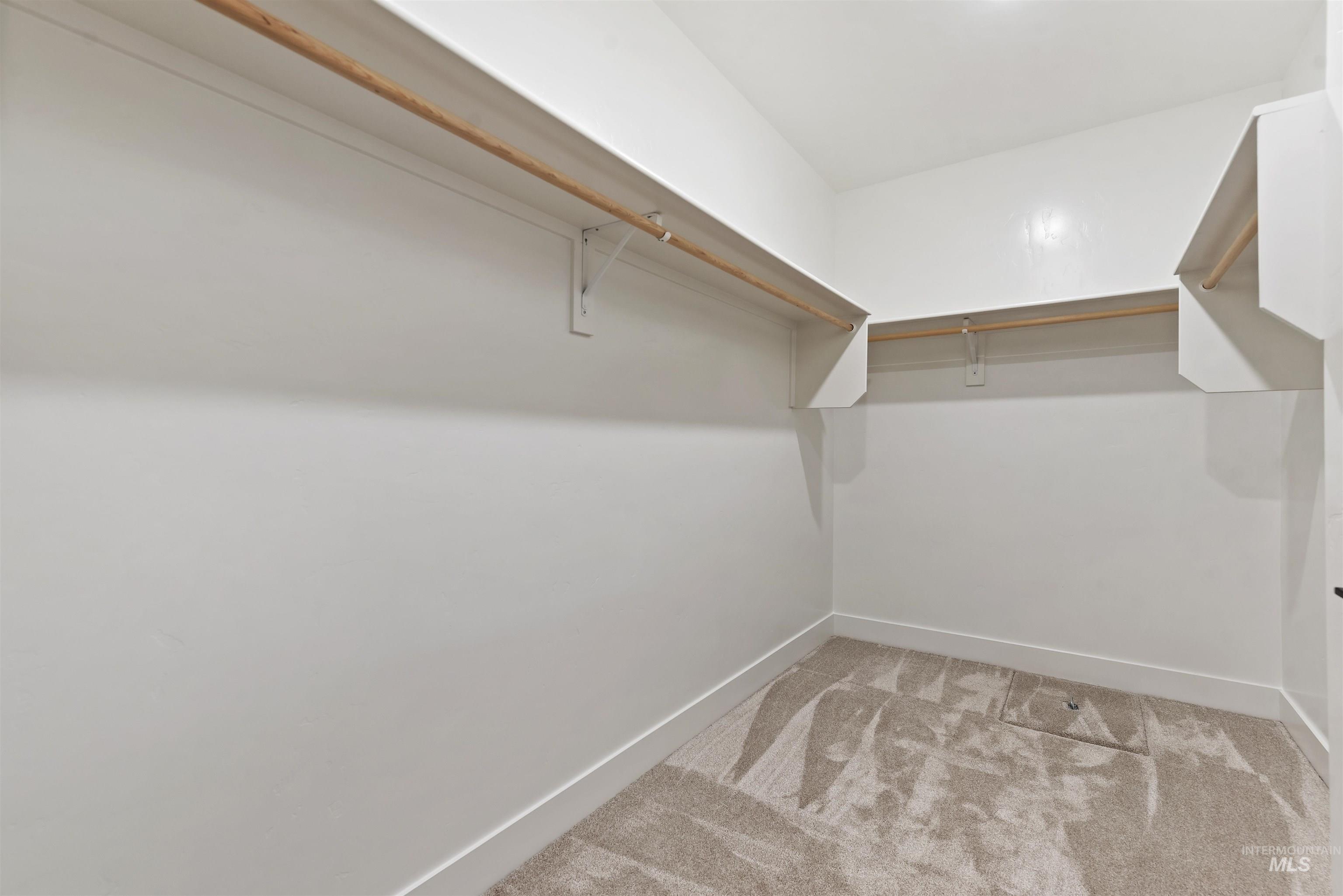 5812 W Oxton St, Eagle, Idaho 83616, 3 Bedrooms, 2.5 Bathrooms, Residential For Sale, Price $633,314,MLS 98971617