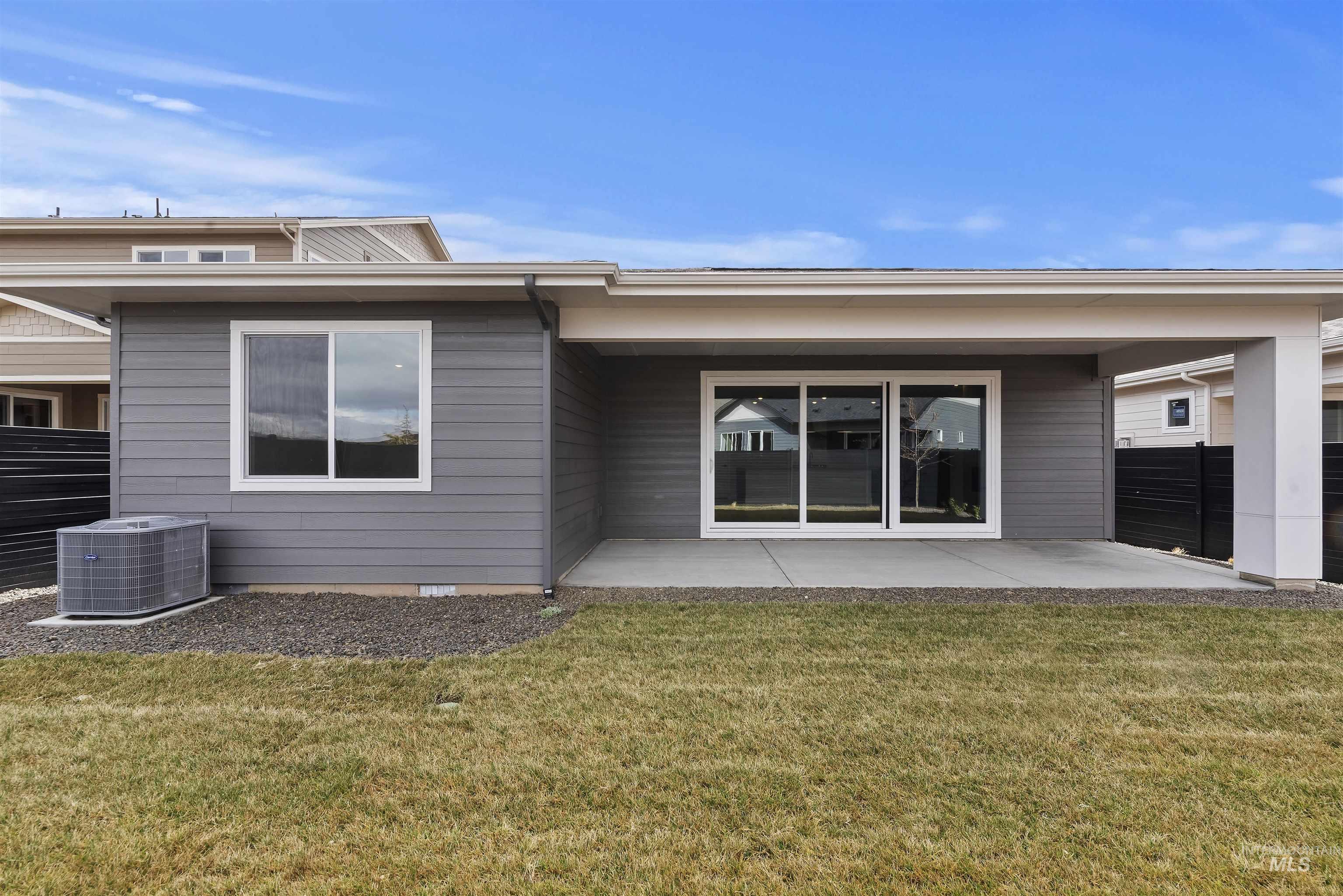 5812 W Oxton St, Eagle, Idaho 83616, 3 Bedrooms, 2.5 Bathrooms, Residential For Sale, Price $633,314,MLS 98971617