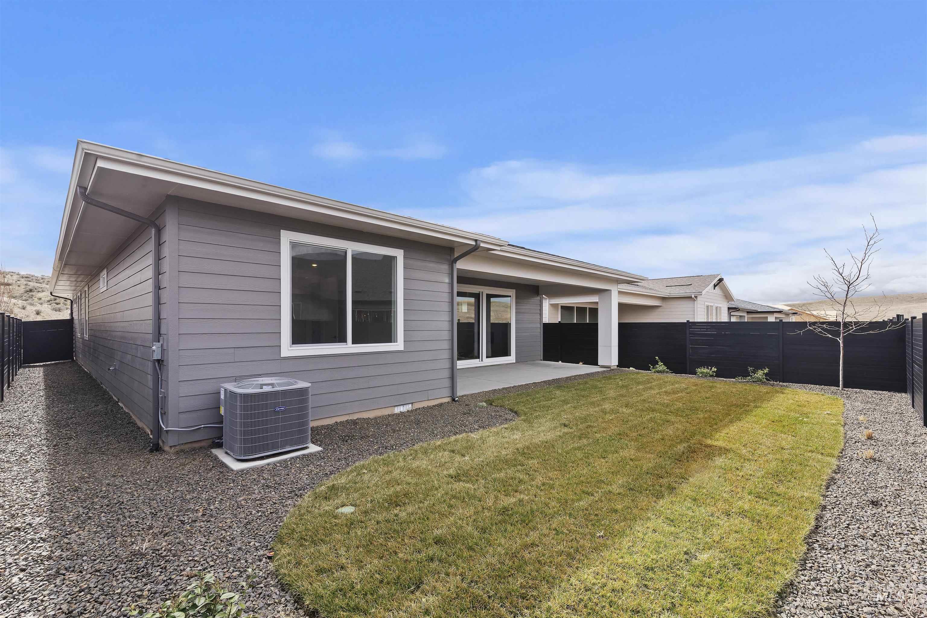 5812 W Oxton St, Eagle, Idaho 83616, 3 Bedrooms, 2.5 Bathrooms, Residential For Sale, Price $633,314,MLS 98971617