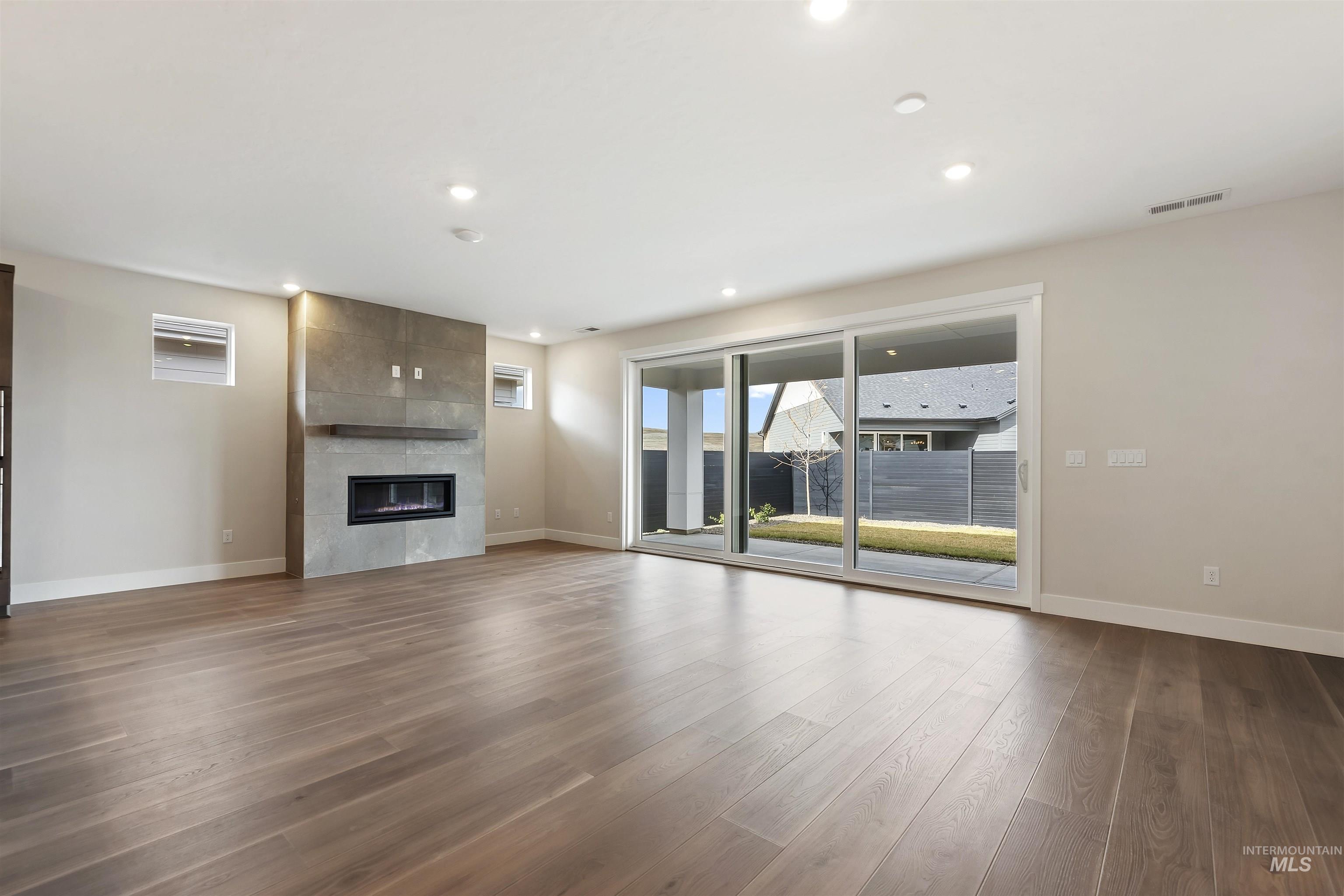 5812 W Oxton St, Eagle, Idaho 83616, 3 Bedrooms, 2.5 Bathrooms, Residential For Sale, Price $633,314,MLS 98971617