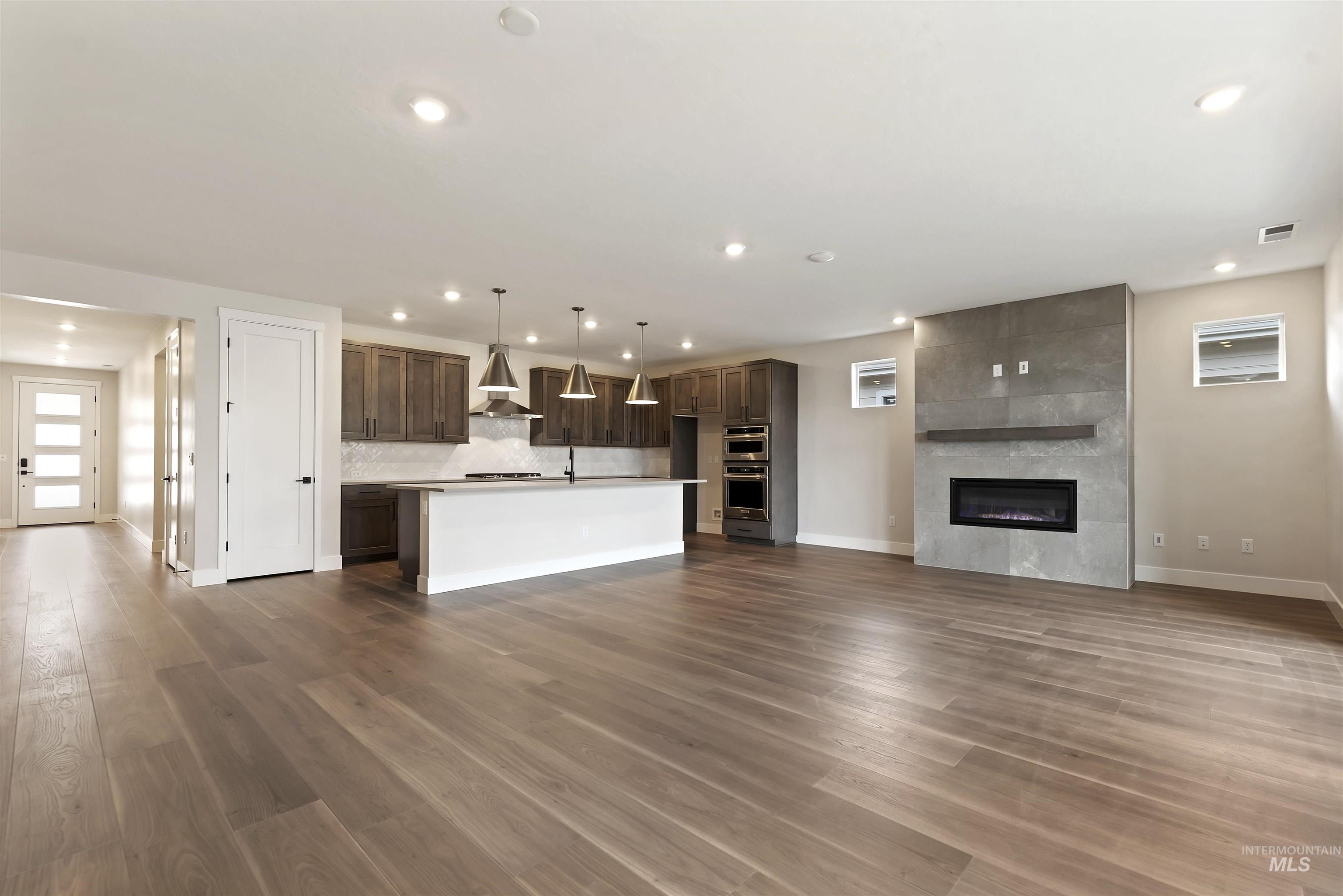 5812 W Oxton St, Eagle, Idaho 83616, 3 Bedrooms, 2.5 Bathrooms, Residential For Sale, Price $633,314,MLS 98971617