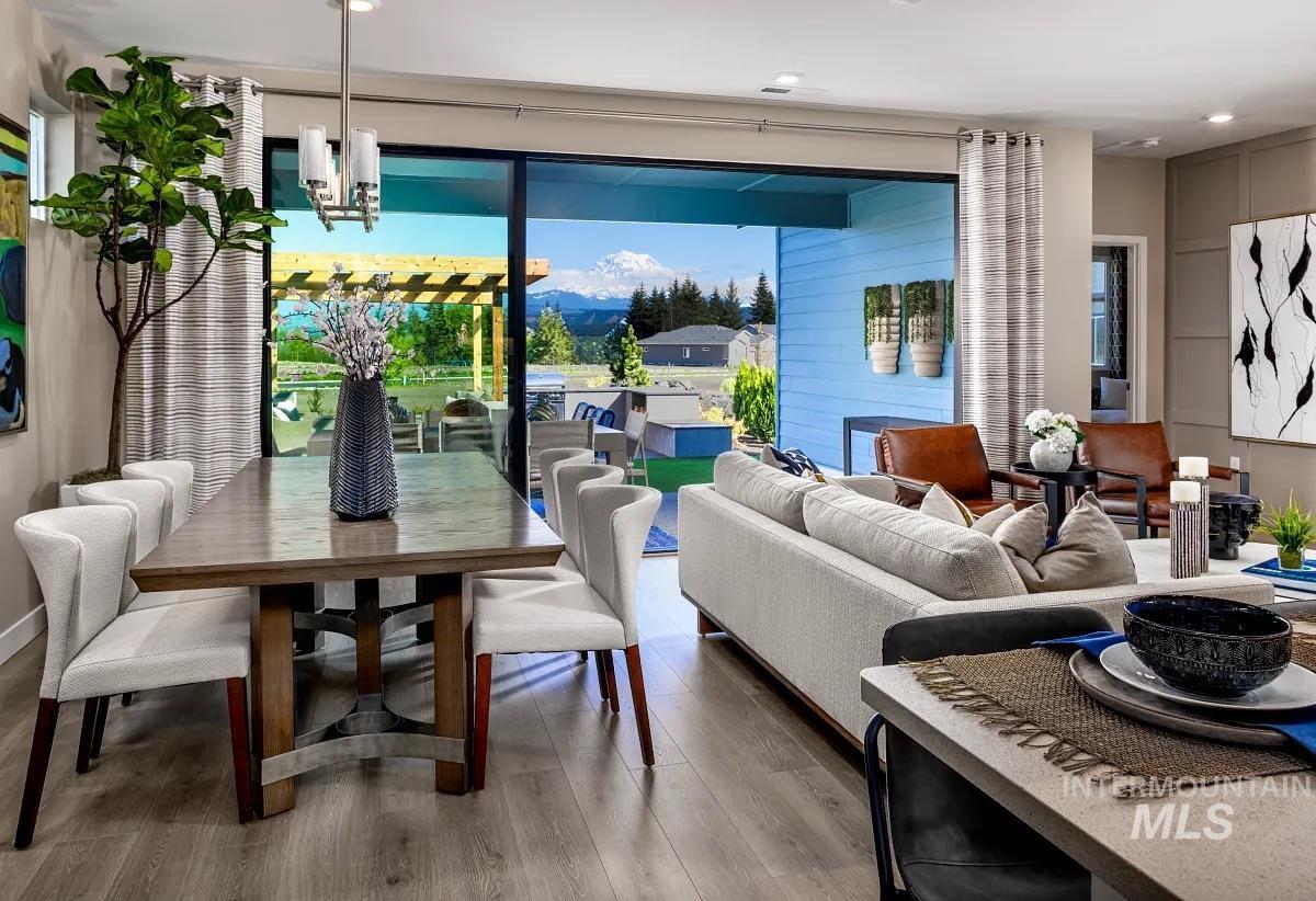 5780 W Oxton St, Eagle, Idaho 83616, 3 Bedrooms, 2 Bathrooms, Residential For Sale, Price $626,950,MLS 98971618