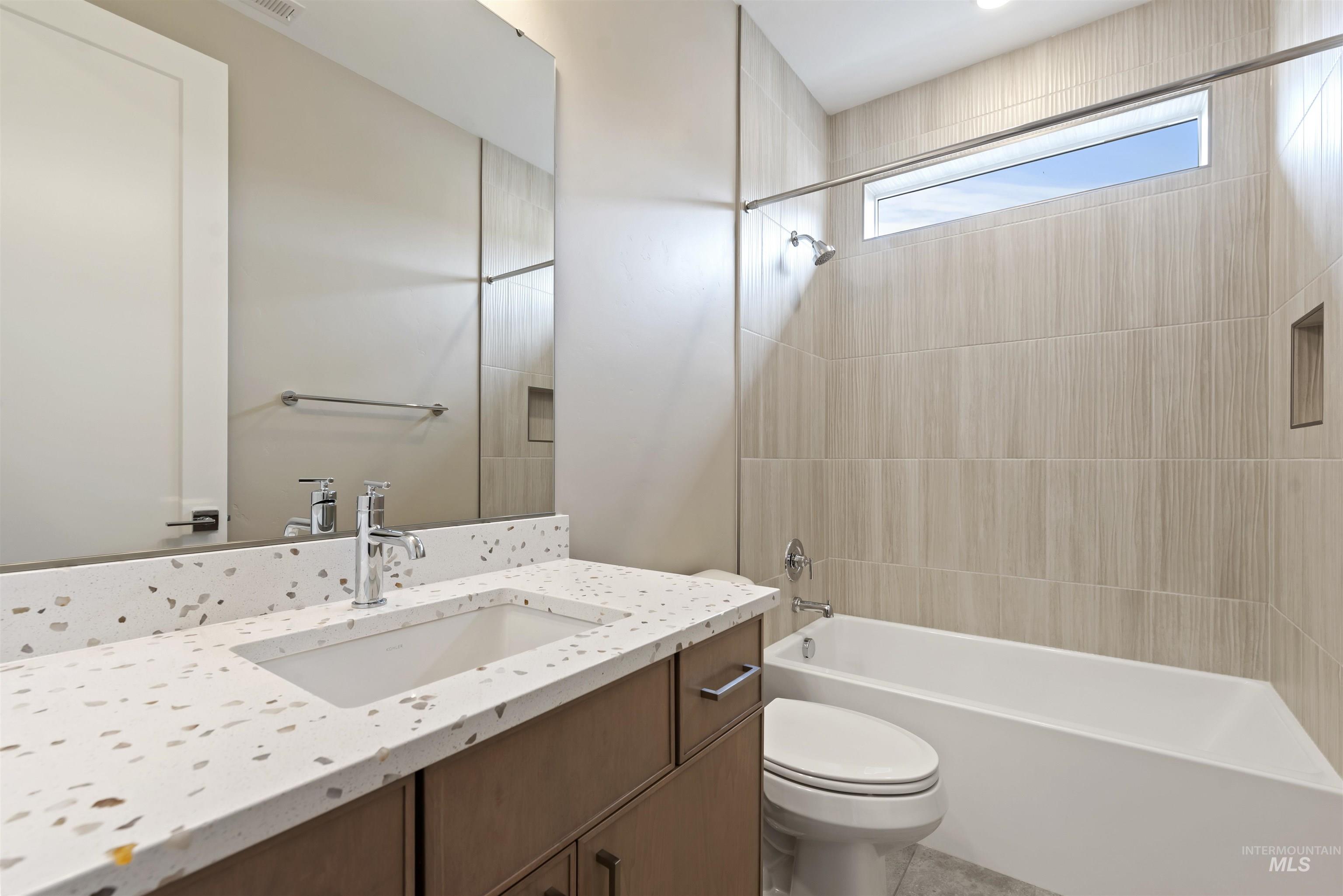 5780 W Oxton St, Eagle, Idaho 83616, 3 Bedrooms, 2 Bathrooms, Residential For Sale, Price $609,739,MLS 98971618