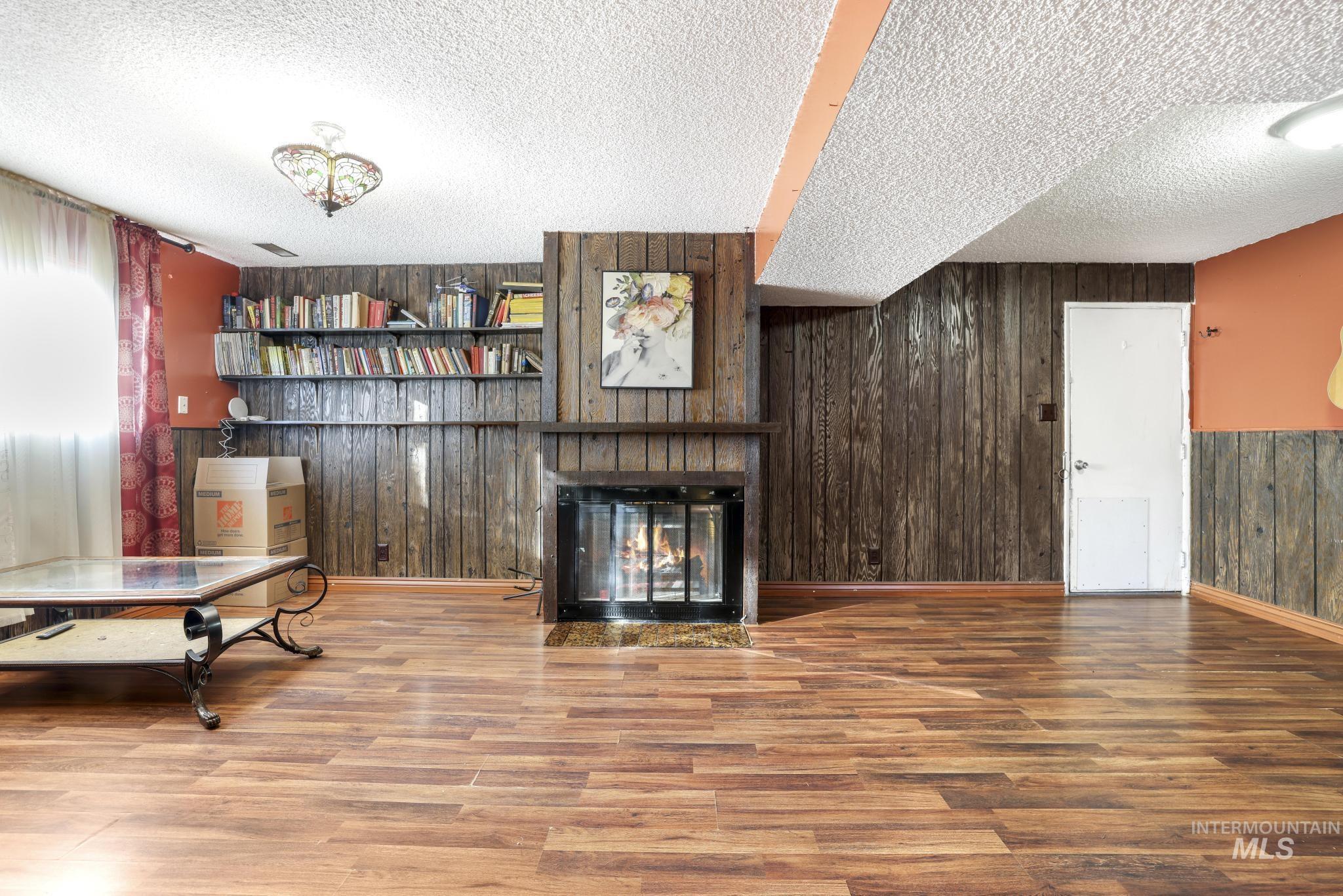 405 Meadows Lane, Twin Falls, Idaho 83301, 4 Bedrooms, 2 Bathrooms, Residential For Sale, Price $319,500,MLS 98971619