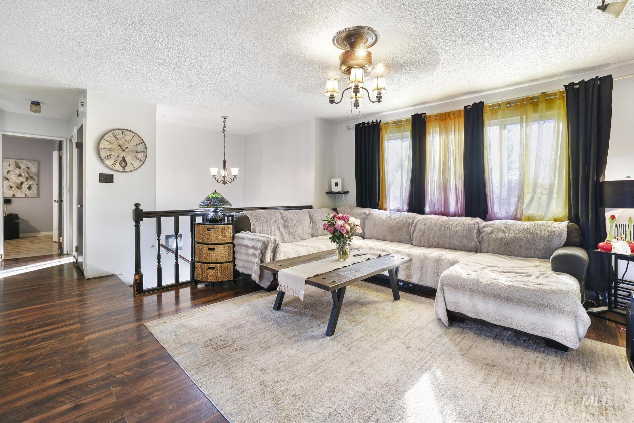 405 Meadows Lane, Twin Falls, Idaho 83301, 4 Bedrooms, 2 Bathrooms, Residential For Sale, Price $319,500,MLS 98971619