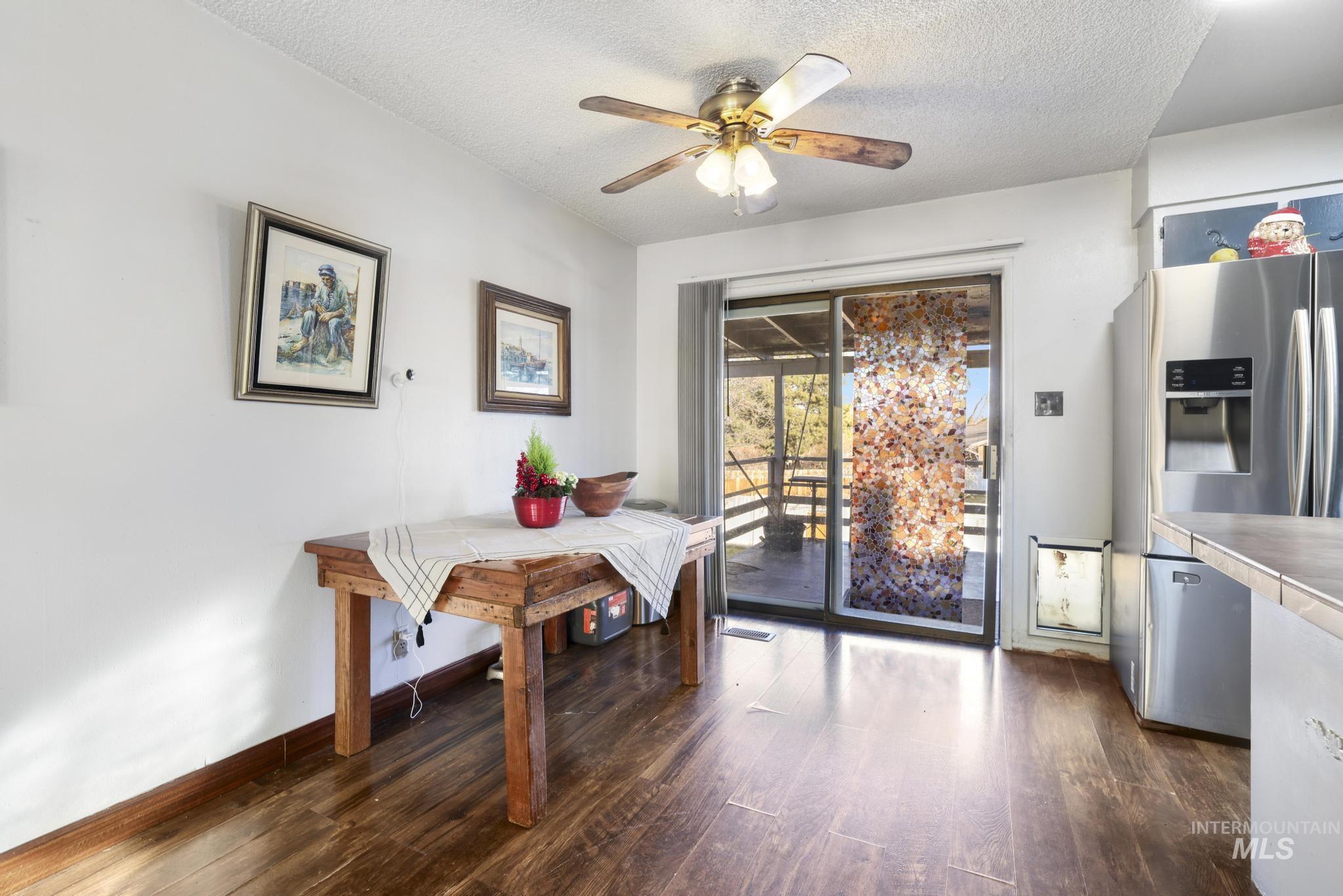 405 Meadows Lane, Twin Falls, Idaho 83301, 4 Bedrooms, 2 Bathrooms, Residential For Sale, Price $319,500,MLS 98971619