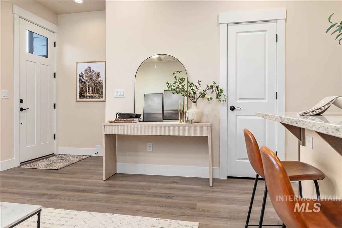 1445 N Bluffs Ridge Lane, Boise, Idaho 83704, 2 Bedrooms, 2.5 Bathrooms, Residential For Sale, Price $349,900,MLS 98971624