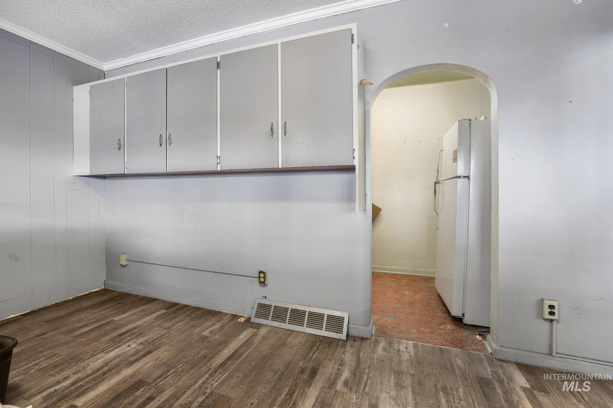 305 Shoshone Street S, Twin Falls, Idaho 83301, Business/Commercial For Sale, Price $96,000,MLS 98971626