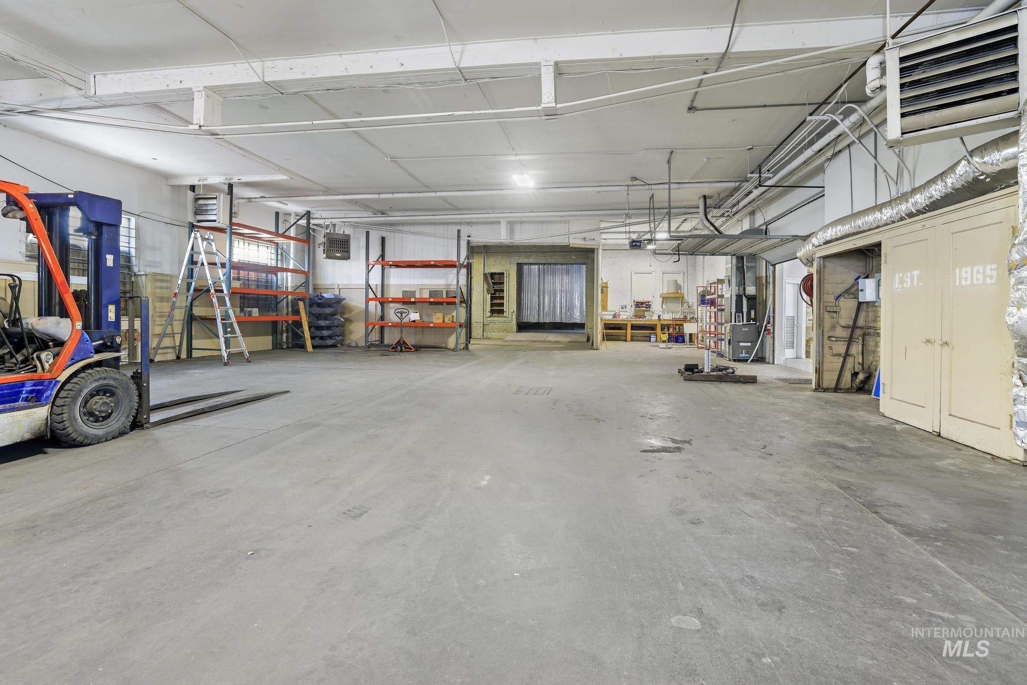 305 Shoshone Street S, Twin Falls, Idaho 83301, Business/Commercial For Sale, Price $96,000,MLS 98971626