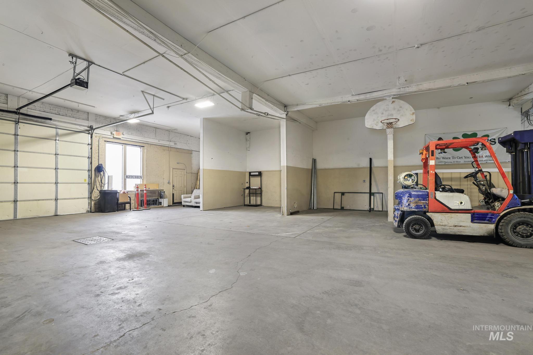 305 Shoshone Street S, Twin Falls, Idaho 83301, Business/Commercial For Sale, Price $96,000,MLS 98971626