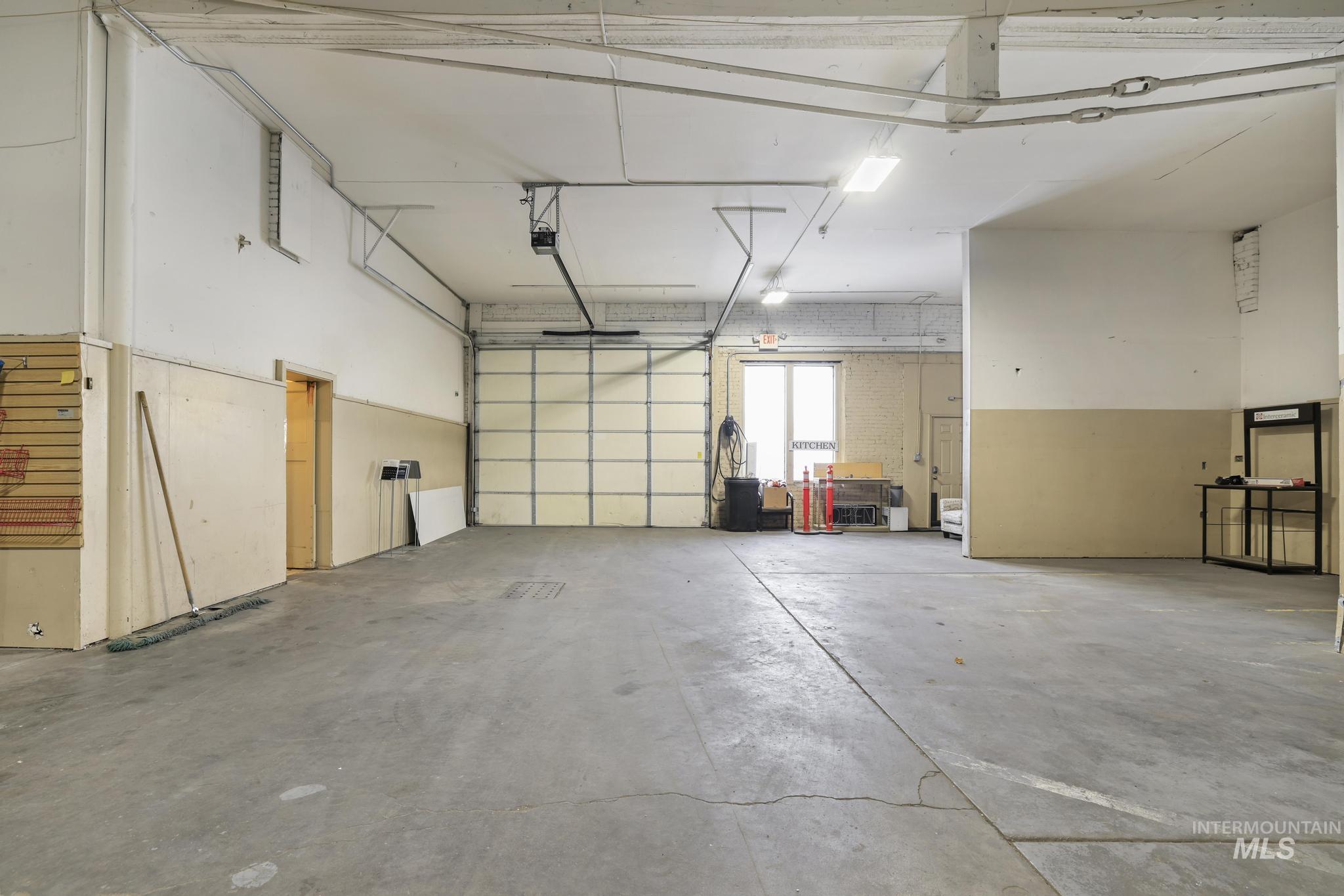 305 Shoshone Street S, Twin Falls, Idaho 83301, Business/Commercial For Sale, Price $96,000,MLS 98971626