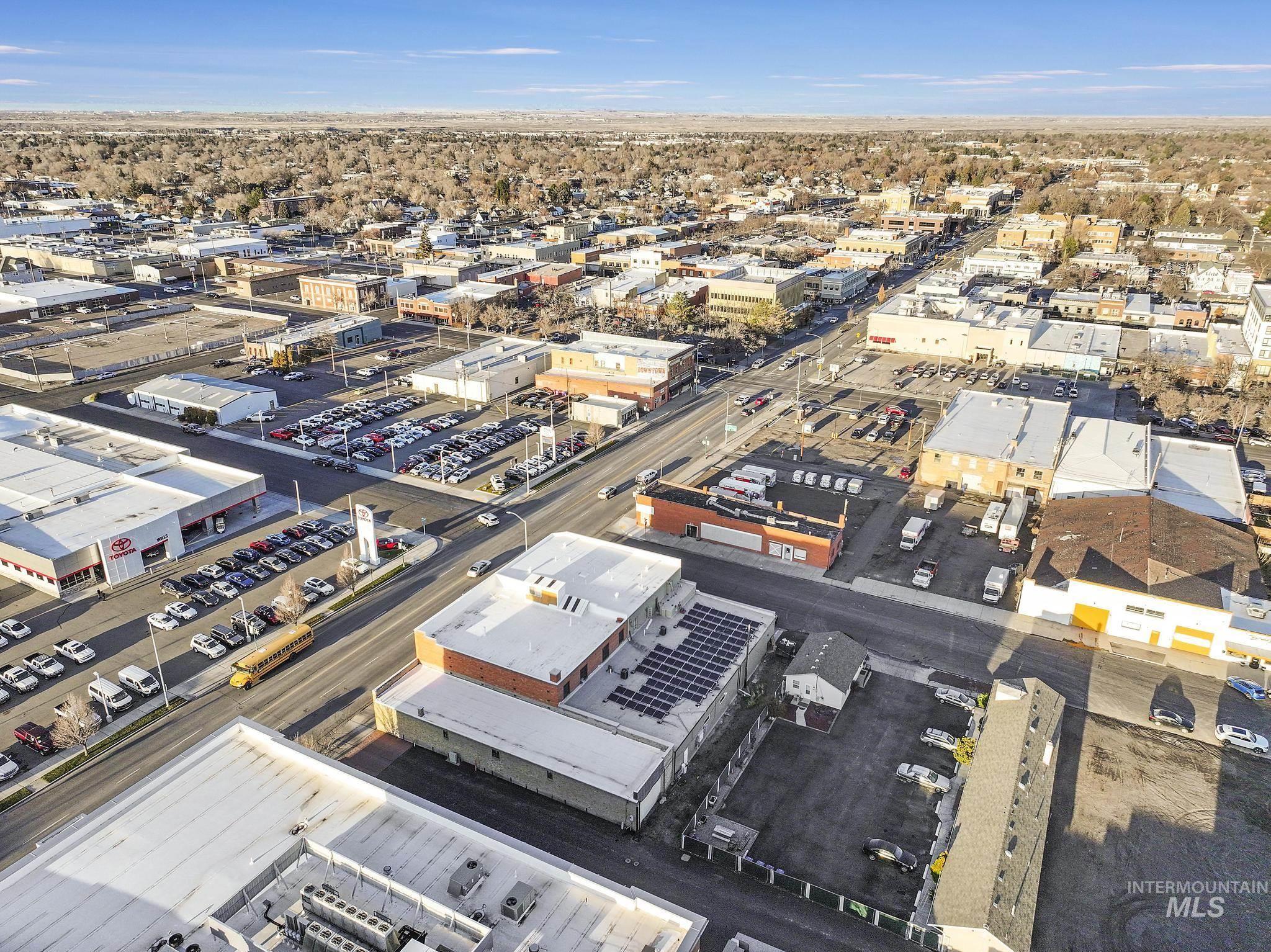 305 Shoshone Street S, Twin Falls, Idaho 83301, Business/Commercial For Sale, Price $96,000,MLS 98971626