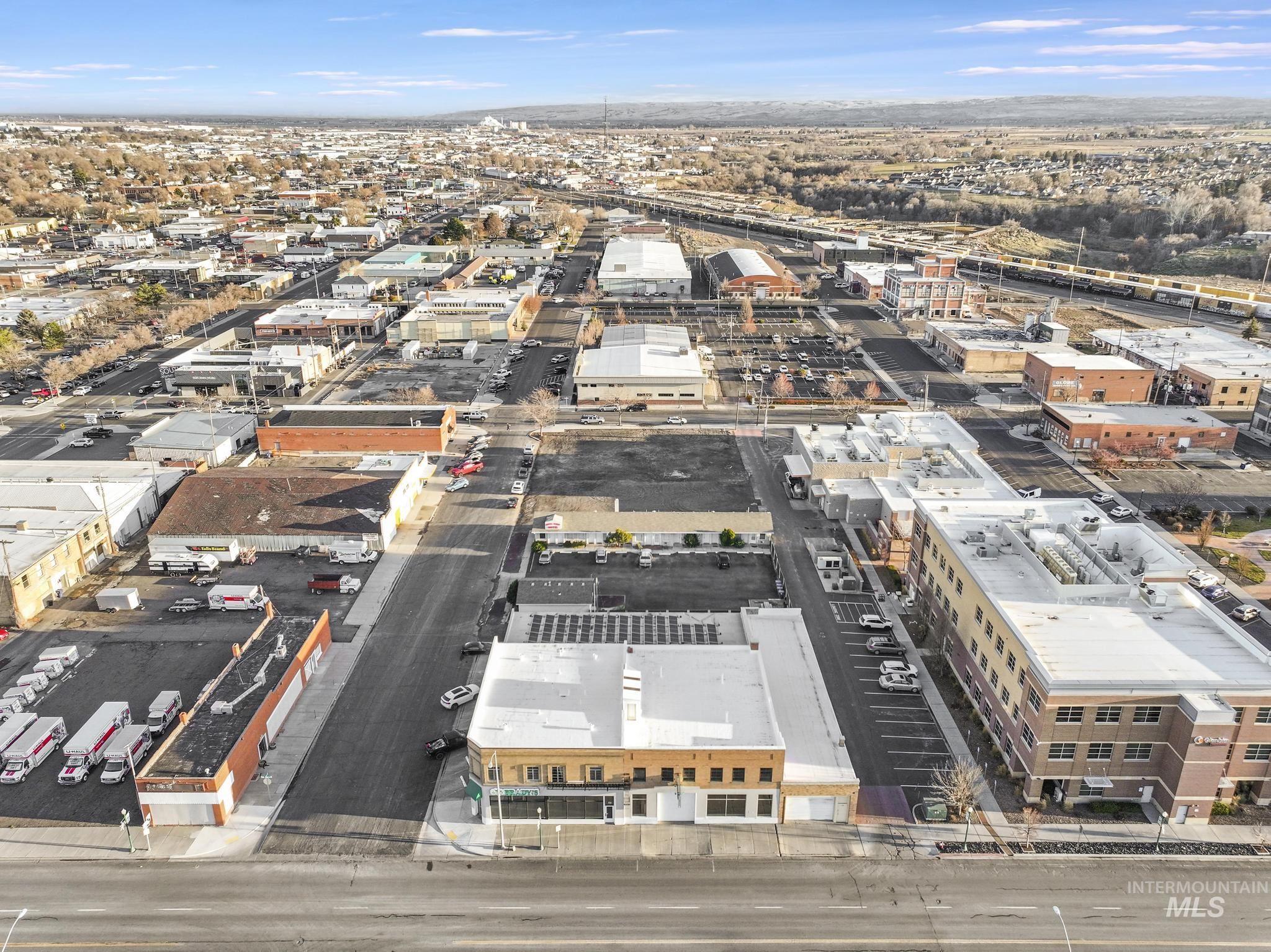 305 Shoshone Street S, Twin Falls, Idaho 83301, Business/Commercial For Sale, Price $96,000,MLS 98971626