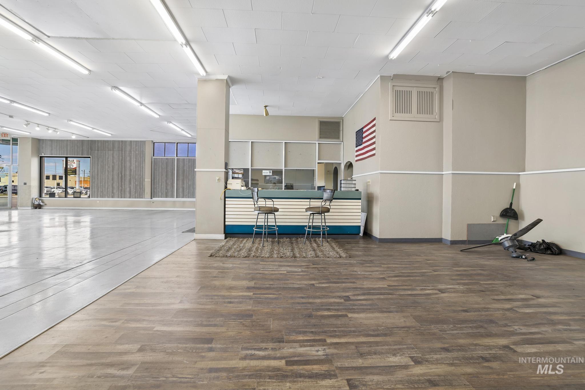 305 Shoshone Street S, Twin Falls, Idaho 83301, Business/Commercial For Sale, Price $96,000,MLS 98971626